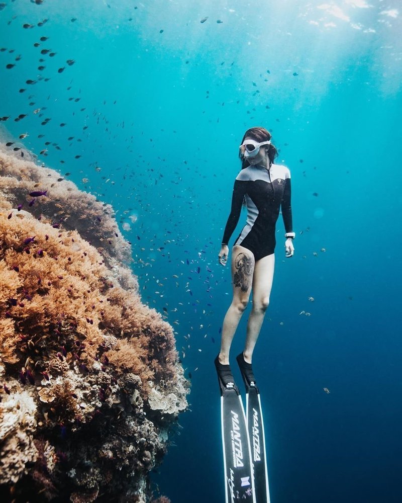 Diveworld nieuws hoe diep kun je duiken met SCUBA-duiken en freediven?