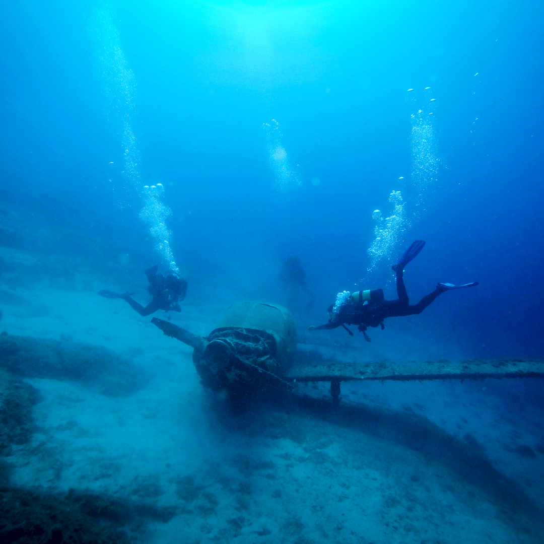Hoe diep kun je duiken met scuba duiken en freediven?